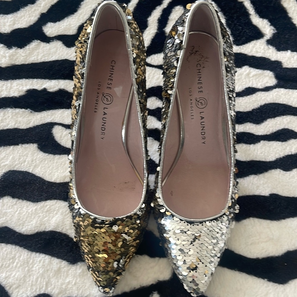 Chinese Laundry Ruthy Sequin Heels Sz 7